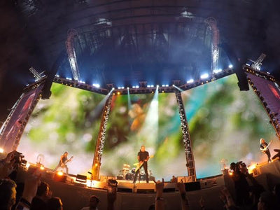 OC Ramps on Tour With Metallica