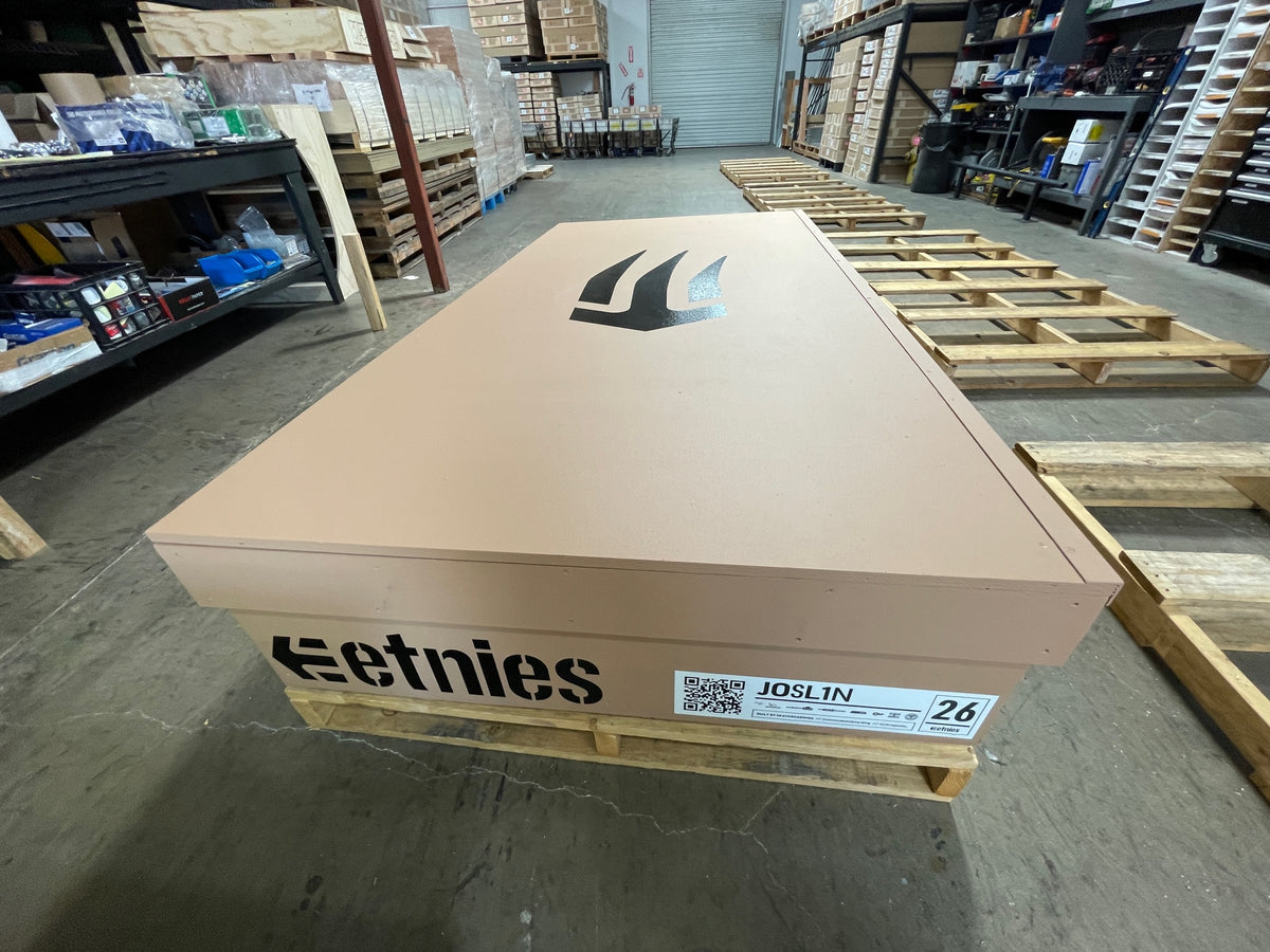 Etnies Shoe Box - Chris Joslin Birthday Jam