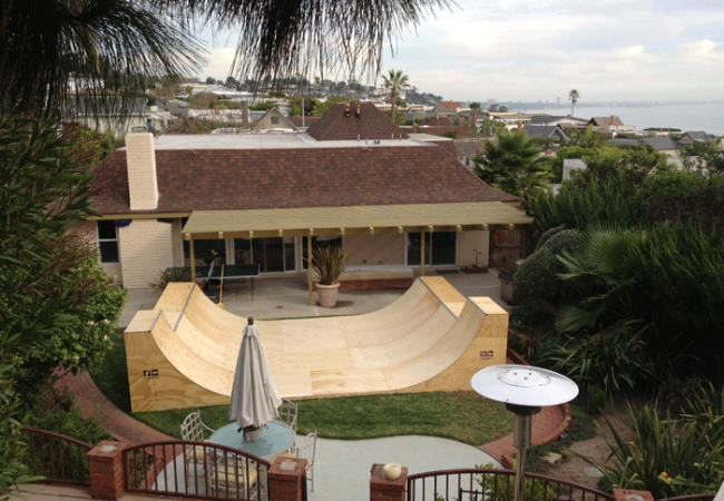 Top view of 16 foot wide half pipe by OC Ramps
