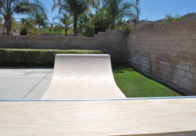 Top deck view of 8 foot wide skateboarding mini ramp from OC Ramps